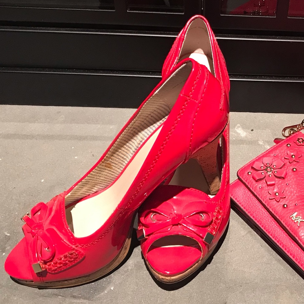 Patent Leather Nine West High Heels